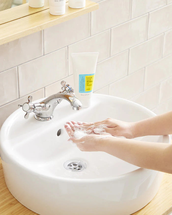 COSRX  Low Ph Morning Gel Cleanser 150Ml